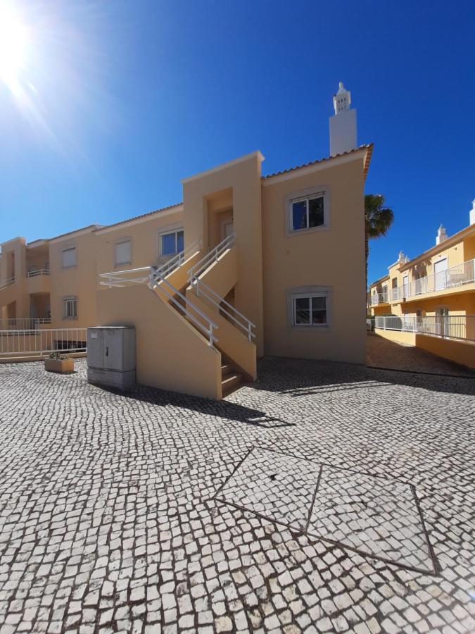 Flat Caballero Guia  Bagian luar foto